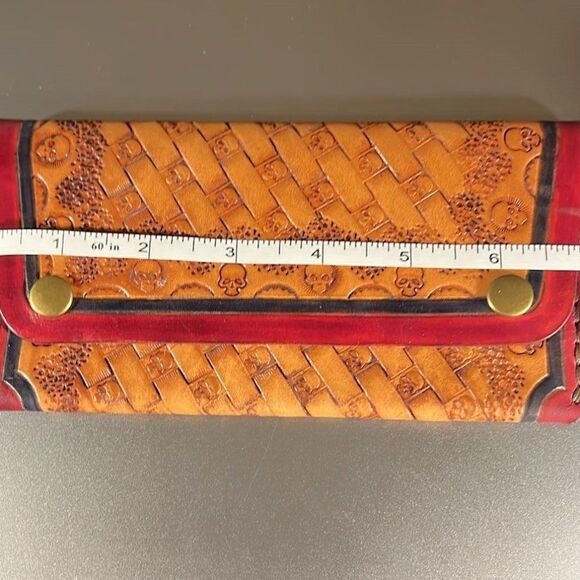 Hand-tooled Leather Skull Wallet - NEW - Unisex - Picture 7 of 8